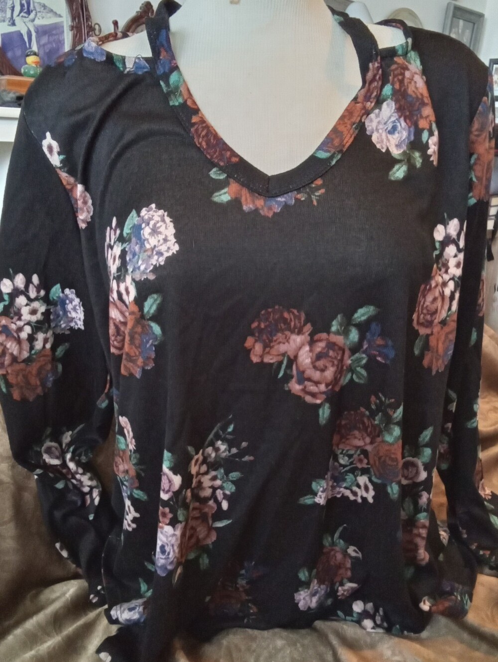 #657 Floral V-Neck Long-Sleeve Top — Black with Brown & Green Floral Print